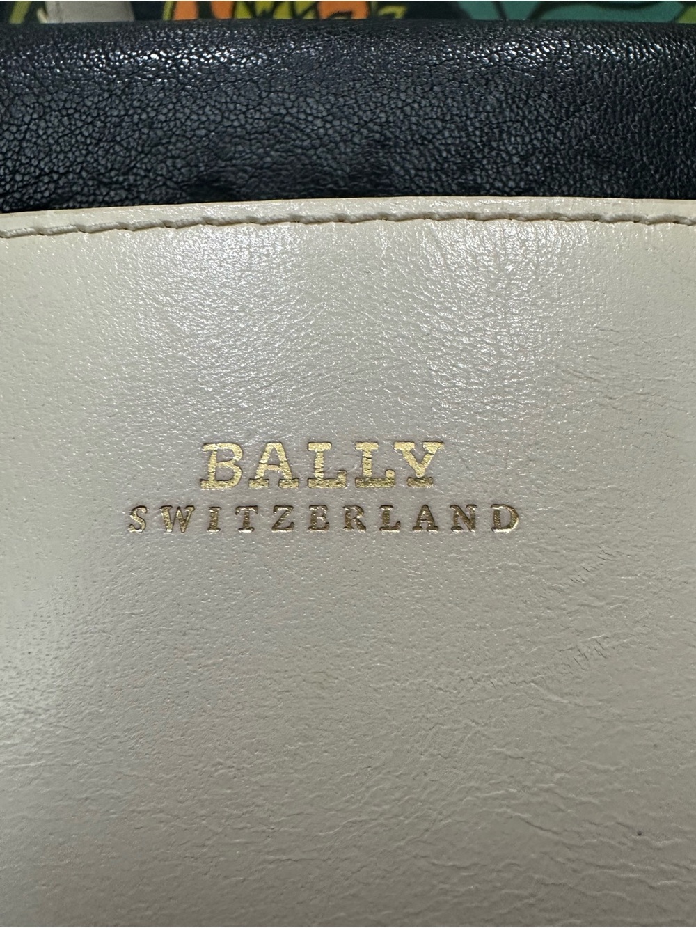 Bally Pama-SM Black & Ivory Leather Satchel Crossbody Bag Swiss Made Goat Charm - Picture 5 of 16